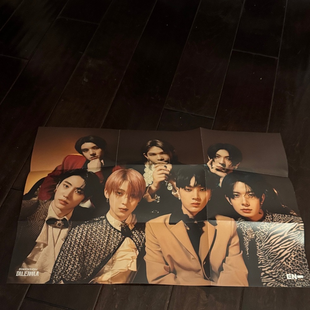 K-pop group Enhypen post from dimension dilemma album